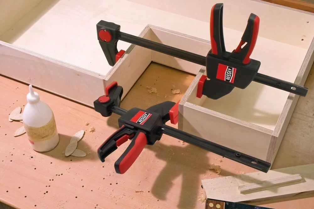 BESSEY EHKM06+EHKM12 (RS4PK) Комплект быстрозажимных струбцин (4шт)