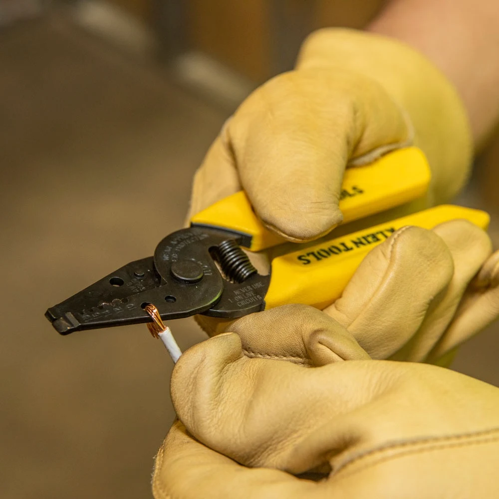 KLEIN TOOLS 11045 стриппер с кусачками для одножильного провода 10–18 AWG